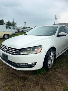 2013 Volkswagen Passat 2.0L TDI SEL Premium