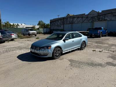 2013 Volkswagen Passat 2.0L TDI SE w/Sunroof