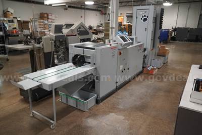 Horizon FC/SPF-200A Booklet Maker System w/ Two VAC Towers