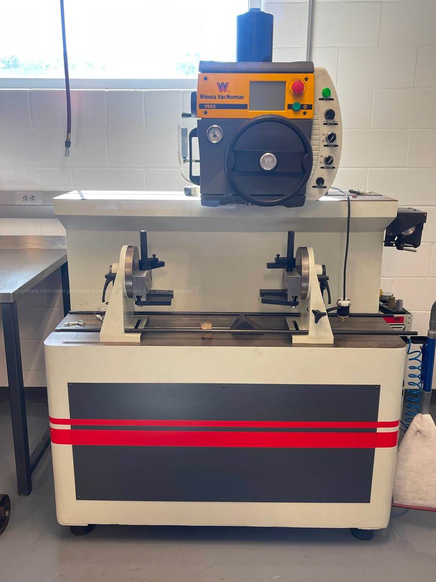 Cylinder Head Machine For Sale Springfield, IL 16674480