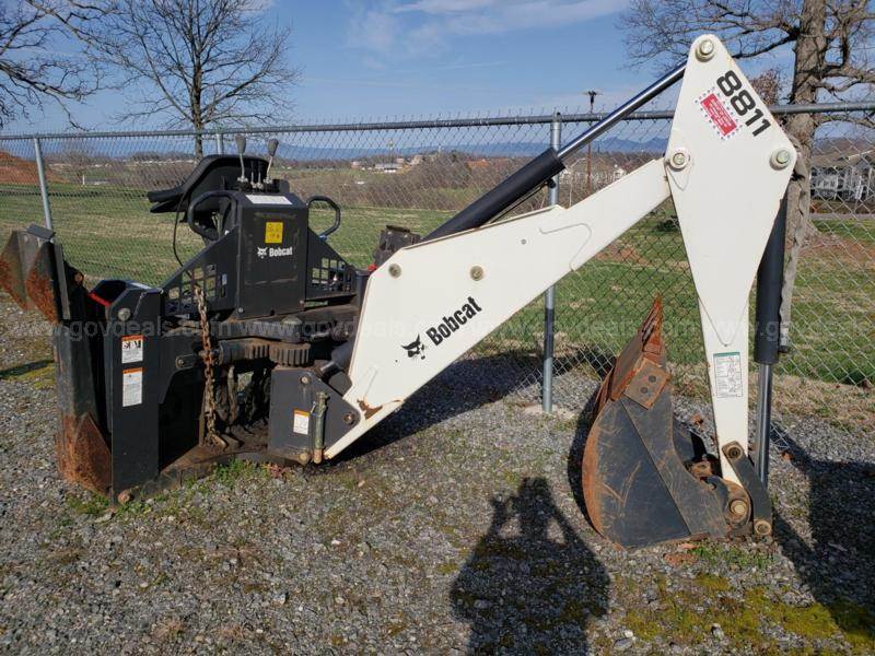 2013 Bobcat 8811 Backhoe Attachment for Skid Steer For Sale NC 68401370