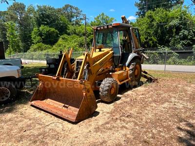 Case 580 Super L Backhoe