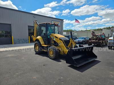 2021 Caterpillar 420 Backhoe