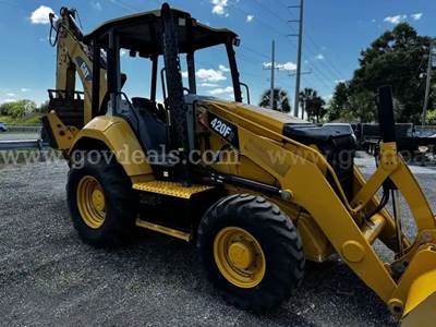 2019 Cat 420F2 Backhoe 4x4
