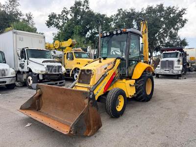 NEW HOLLAND B110 Loader Backhoe
