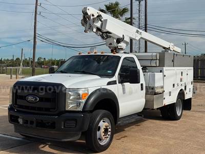 2012 Ford F-450 SD BUCKET TRUCK