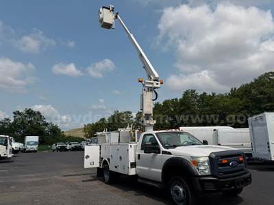 2016 FORD F450 SERVICE BODY WITH AERIAL BUCKET