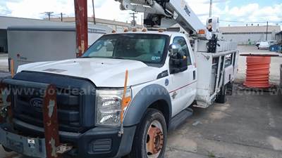 2015 Ford F-550 SD S/A Bucket Truck w/ Altec Bucket *Inoperable*