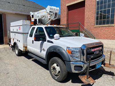 2016 Ford F-550 Bucket Truck