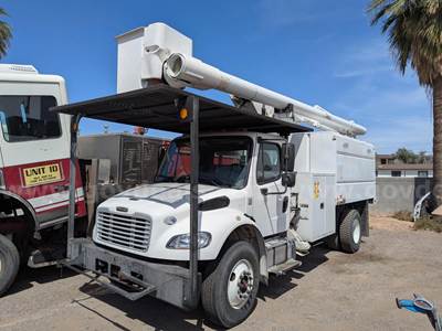 Altec LR758 Bucket Mtd on 2016 Freightliner M2 106 S/A Bucket Truck