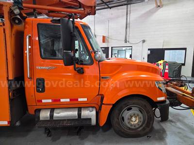 2013 International TerraStar Boom / Bucket Truck
