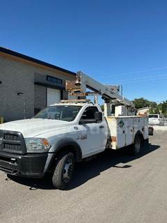 Boom / Bucket Truck