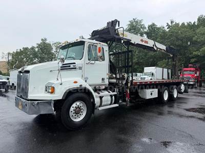 2015 WESTERN STAR 4700 SB, FLATBED WITH IMT DRYWALL BOOM