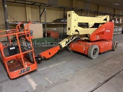 JLG E400A Narrow Electric Boom Lift – Personnel Lift