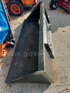 WOLVERINE 78 SKID STEER BUCKET UNIVERSAL BUCKET FOR BOBCAT, SKID LOADER