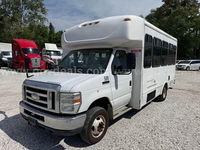 2015 Ford E-450 14 Passenger Shuttle Bus-ADA