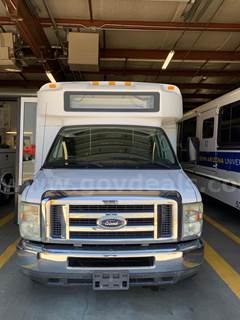 2009 Ford Econoline E-450 Bus