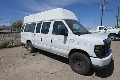 2014 Ford Econoline Hightop 9 Passenger Transport