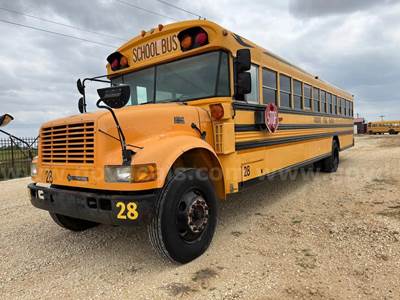 2000 International 3800