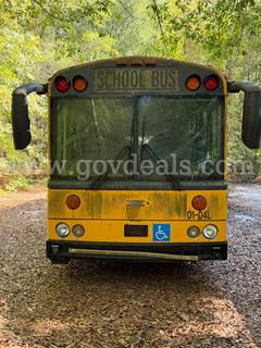 2001 Thomas Saf-T-Liner HD School Bus