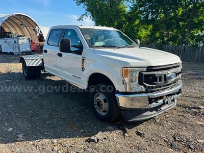 2021 Ford F-350 SD XL Crew  Chassis