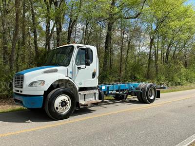 2015 Freightliner M2 106 Medium Duty Cummins Automatic