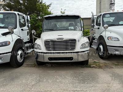 2021 Freightliner M2