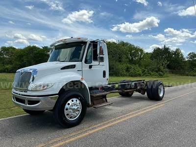 2009 International 4400 AUTOMATIC TRANSMISSION ( Video attached)