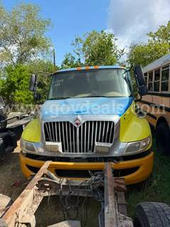 2009 International 4400 LP