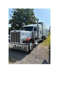 2002 Peterbilt 379 Cab & Chassis Truck