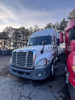 2012 Freightliner Cascadia 125