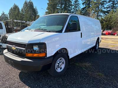 2014 Chevrolet 3500 Extended Cargo Van
