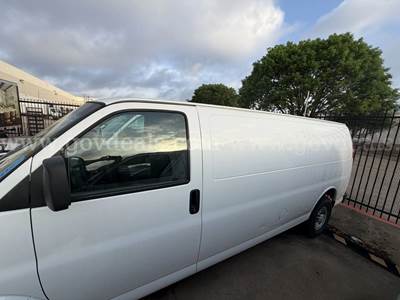 2016 Chevrolet Express 2500 Cargo Van