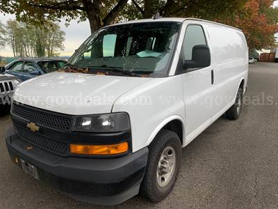 2022 Chevrolet Express 3500 Cargo Van
