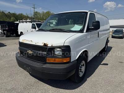 2013 Chevrolet Express 2500 Cargo Van