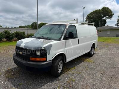 2011 Chevrolet Express 2500 Cargo Van 4.8L Gas, Shelving, Ladder Rack, 280K Miles