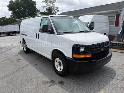 2017 Chevrolet Express G2500 Cargo Van 170k Miles