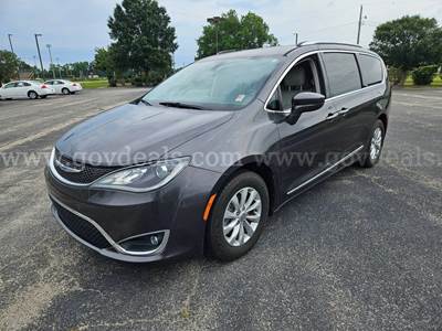 2018 Chrysler Pacifica Touring L Plus