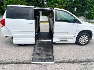 2017 Dodge Braun SE -Wheelchair
