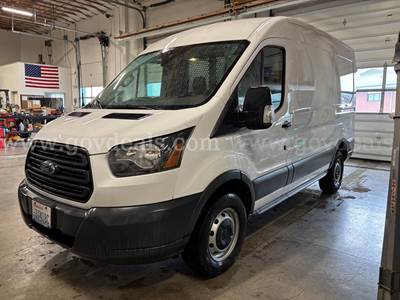 2018 Ford Transit 250 Medium Roof Cargo Van
