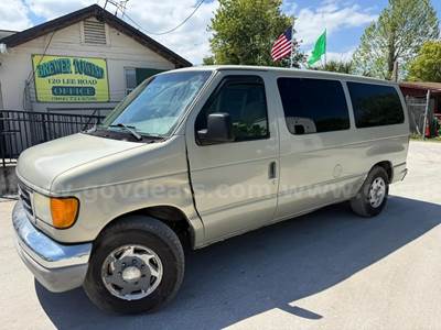 2005 Ford Econoline E-150 XLT