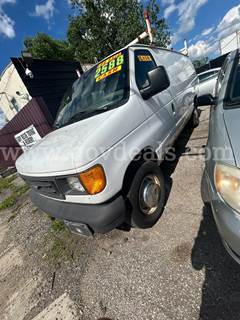 2005 Ford Econoline E-250 Extended