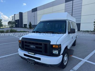 2010 Ford Econoline E-150 Extended Handicap