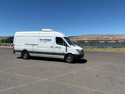 2008 Freightliner Sprinter Cargo Van