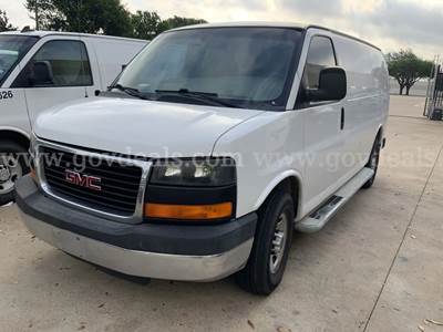 2014 GMC Savanna 2500 Cargo Van