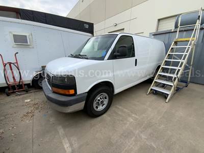2015 GMC Savanna 2500 Cargo Van