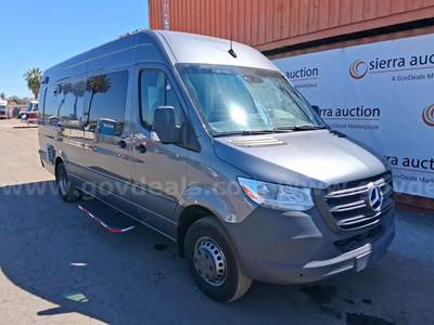 2021 Mercedes-Benz Sprinter Mobile kitchen