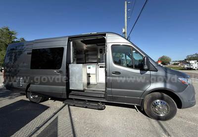 2021 Mercedes-Benz Sprinter Adaptable Mobile Kitchen Fleet w/Battery System