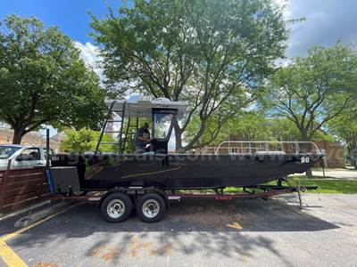 Baja Marine LC- 25 Dive Boat, Motor, and Trailer Eagle