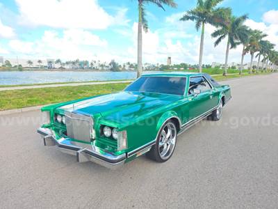 1977 LINCOLN CONTINENTAL MARK CARTIER EDITION  V  7.5 L V8